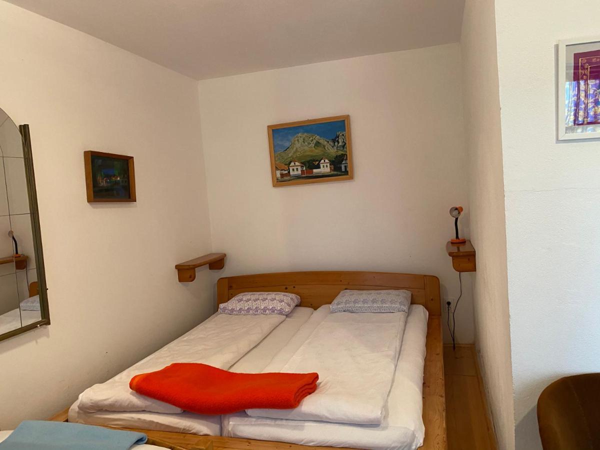 Sziklakert - Eletorom Vendeghaz Rimetea Exteriör bild