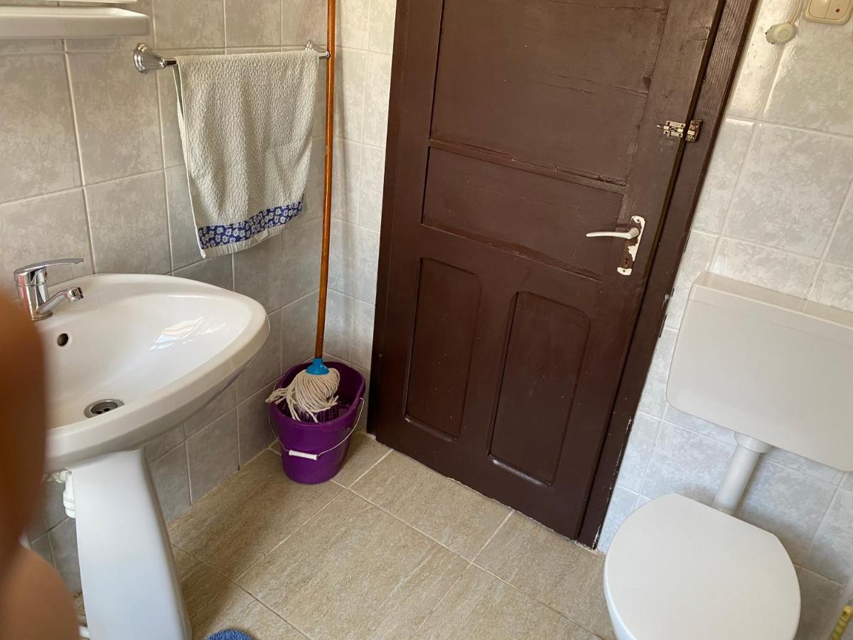 Sziklakert - Eletorom Vendeghaz Rimetea Exteriör bild